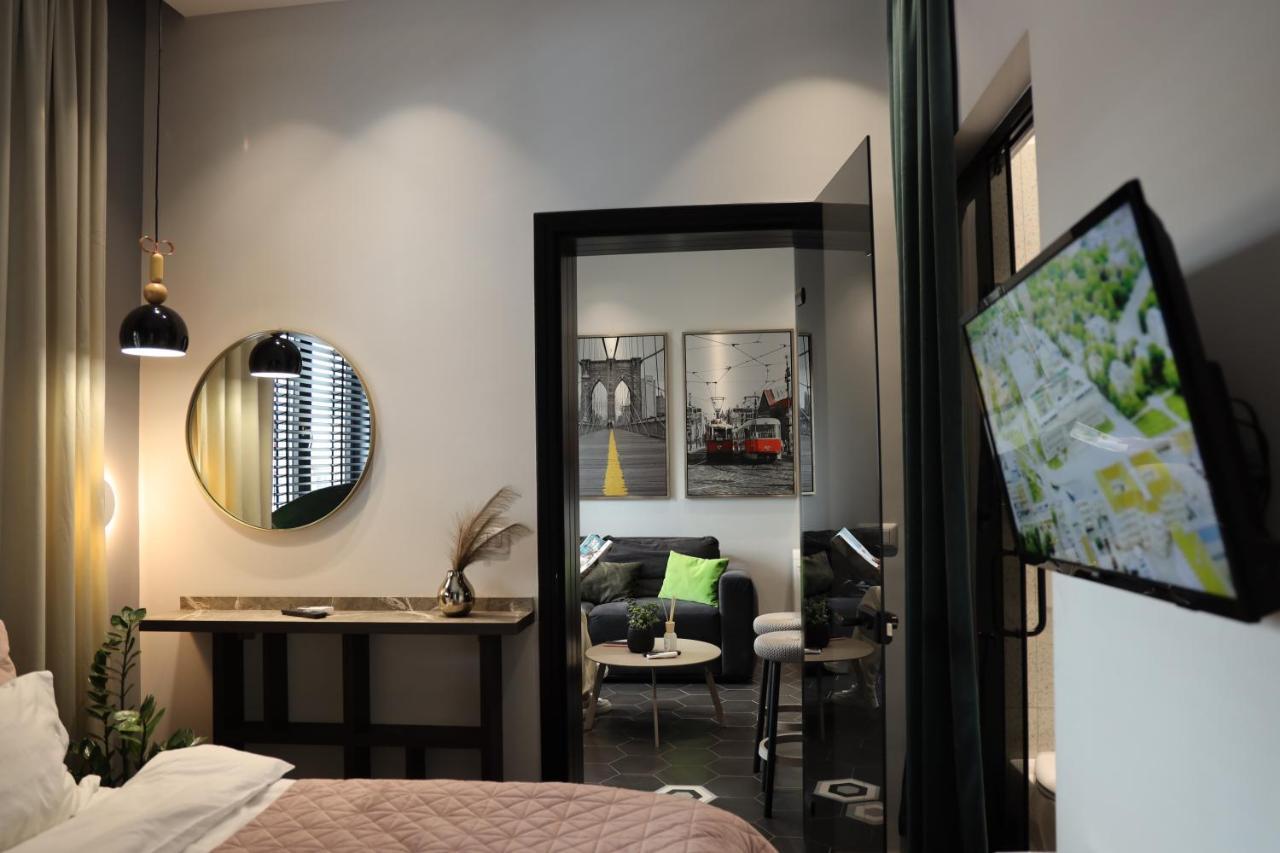Urban Stay Tirana Deluxe 외부 사진