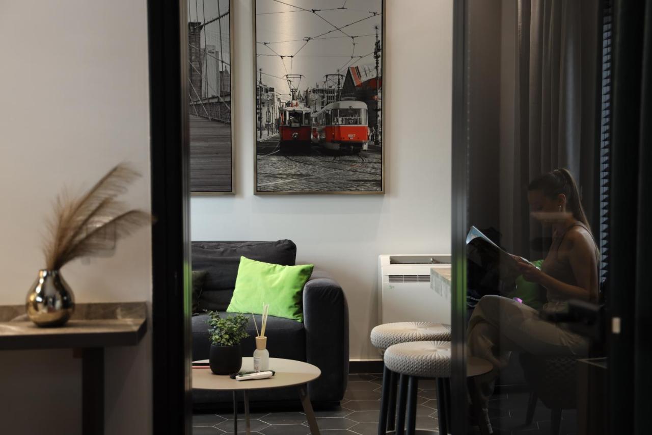 Urban Stay Tirana Deluxe 외부 사진